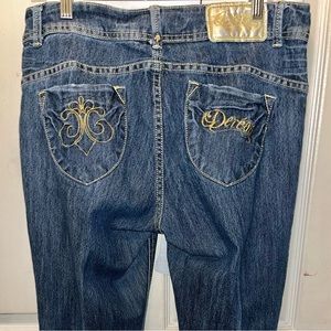 DEREON Women’s Denim Jeans. Sz 14. Waist 34. Inseam 33.